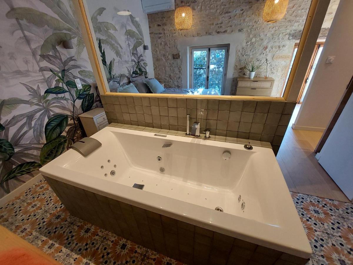 Songes De Vigne Bed & Breakfast Bagnols  Exterior photo